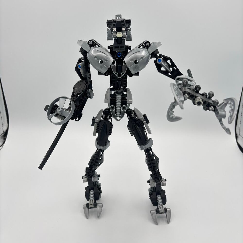 LEGO BIONICLE: Titans Roodaka Metru Nui Visorak Queen (8761) - 99% Complete